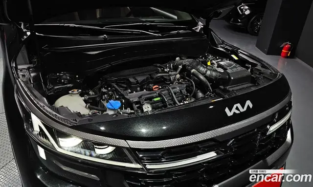 Kia Seltos 2024 1.6 автомат (гидро), миниатюра 6