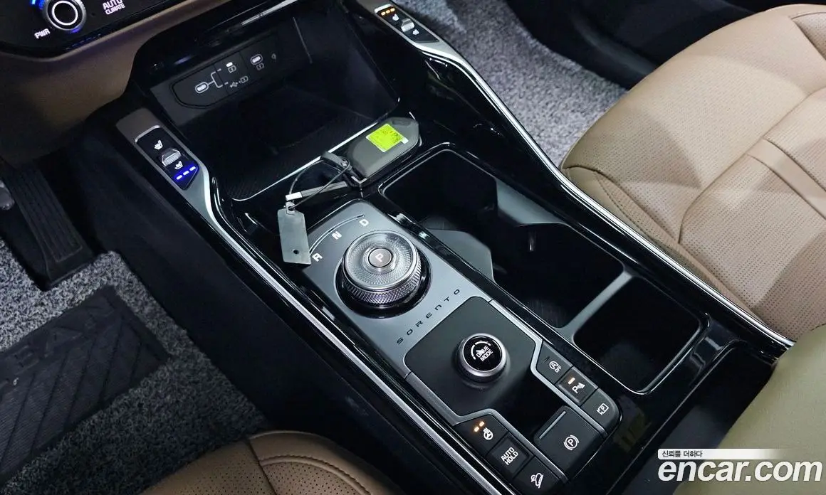 Kia Sorento 2023 2.5 автомат (гидро), фото 9