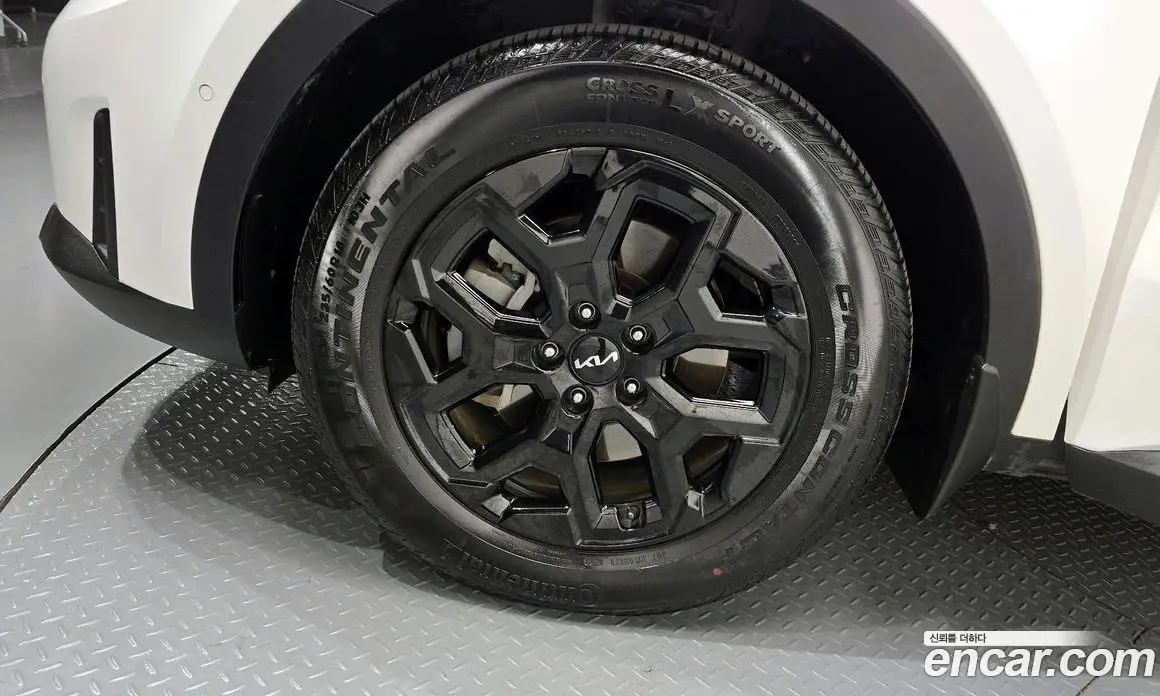 Kia Sorento 2023 1.6 автомат (гидро), фото 5
