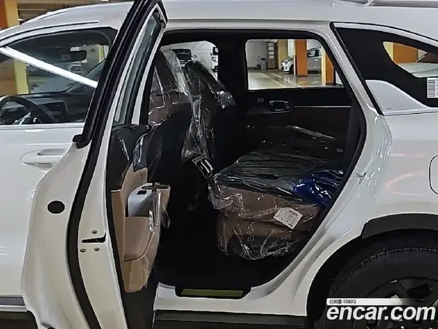 Kia Sorento 2026 1.6 автомат (гидро), миниатюра 4