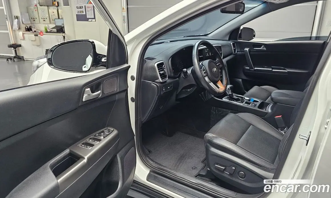 Kia Sportage 2021 2.0 автомат (гидро), фото 13