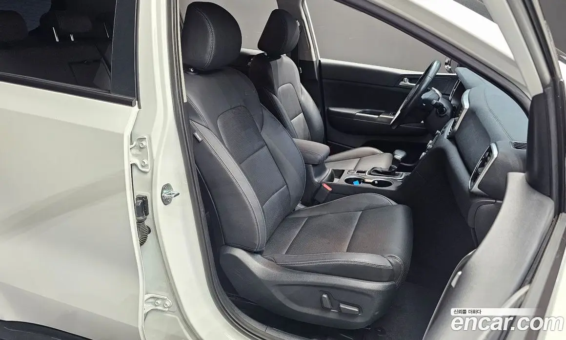Kia Sportage 2021 2.0 автомат (гидро), фото 16