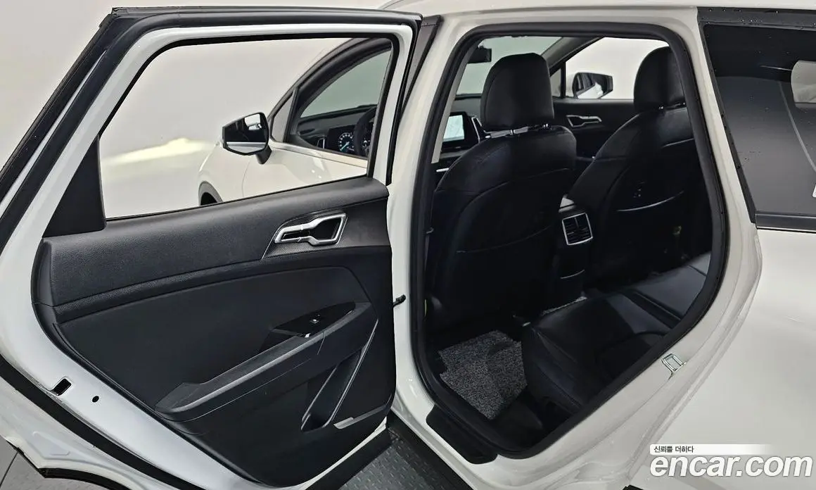 Kia Sportage 2022 1.6 автомат (гидро), фото 18