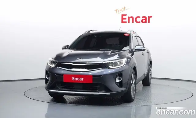 Kia Stonic 2018 1.4 автомат (гидро), миниатюра 3