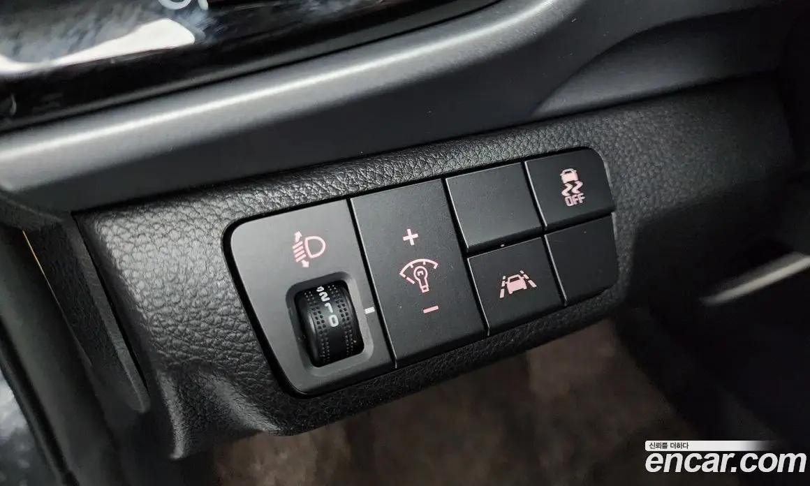 Kia Stonic 2018 1.4 автомат (гидро), фото 27