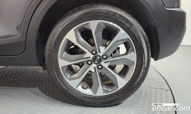 Kia Stonic 2018 1.4 автомат (гидро), миниатюра 7