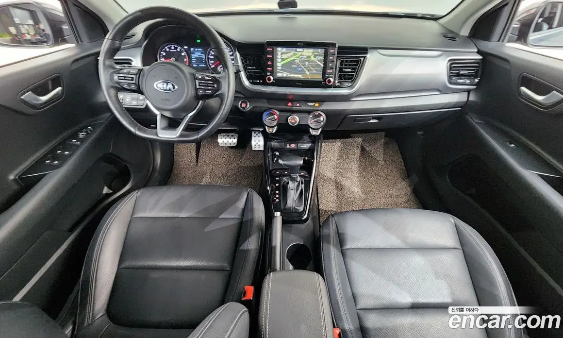 Kia Stonic 2018 1.4 автомат (гидро), фото 10
