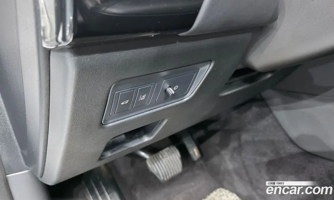 Land Rover Discovery 2017 3.0 автомат (гидро), фото 16