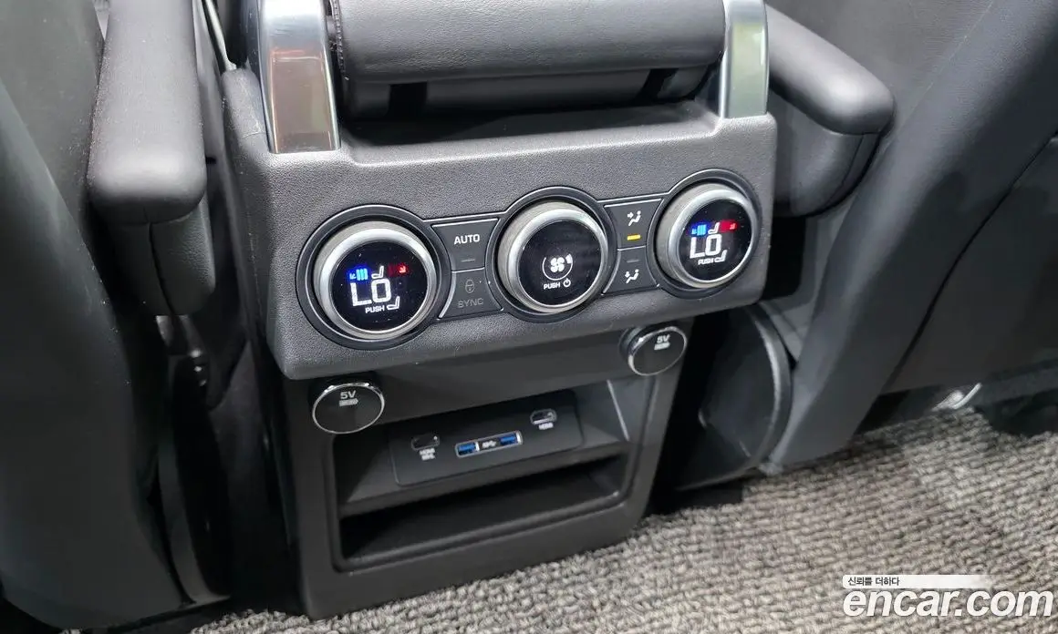 Land Rover Discovery 2017 3.0 автомат (гидро), фото 17