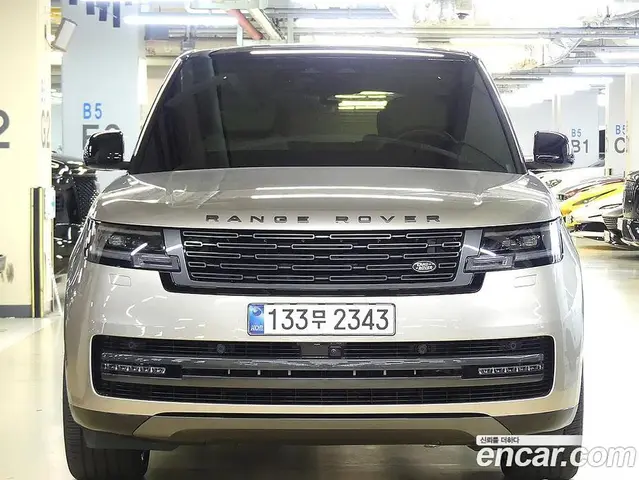 Land Rover Range Rover 2024 4.4 автомат (гидро), миниатюра 5