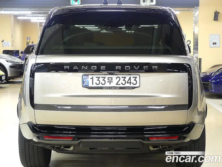 Land Rover Range Rover 2024 4.4 автомат (гидро), фото 6