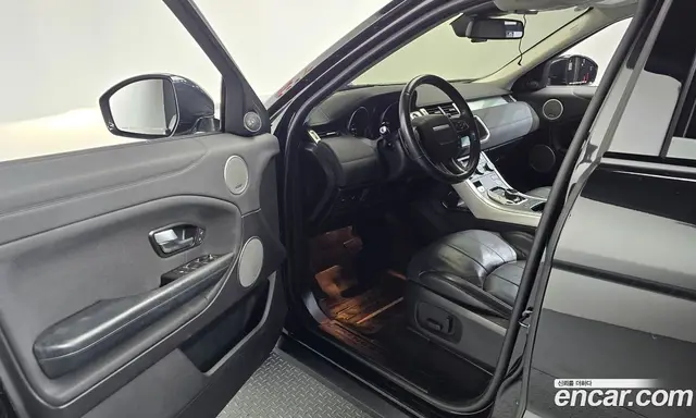 Land Rover Range Rover Evoque 2017 2.0 автомат (гидро), миниатюра 12