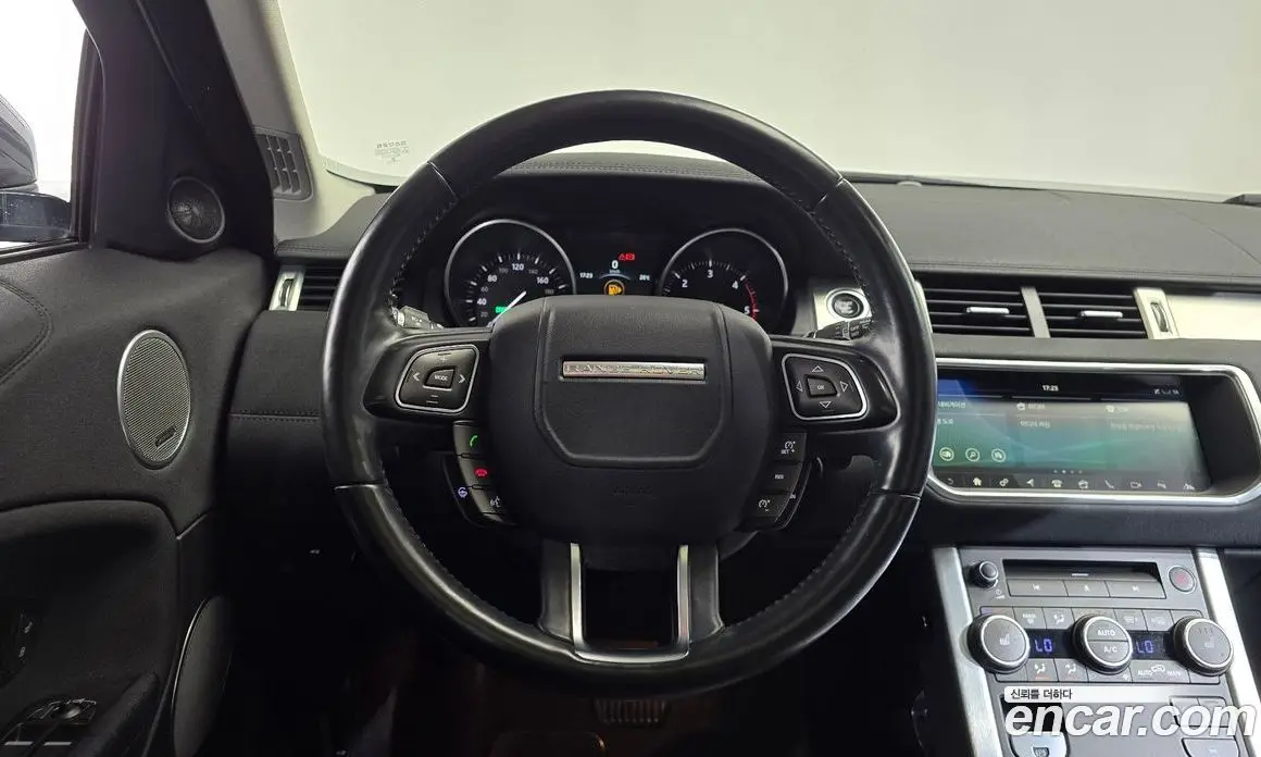 Land Rover Range Rover Evoque 2017 2.0 автомат (гидро), фото 19