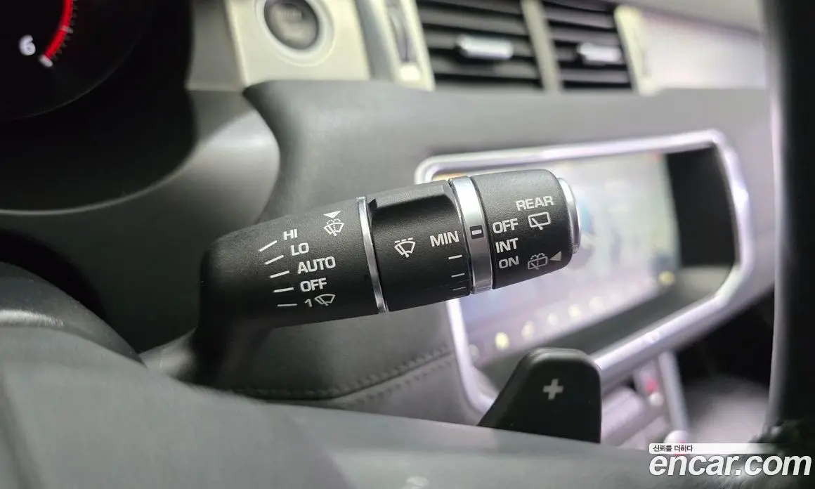 Land Rover Range Rover Evoque 2018 2.0 автомат (гидро), фото 21