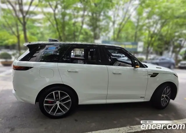 Land Rover Range Rover Sport 2025 3.0 автомат (гидро), миниатюра 6