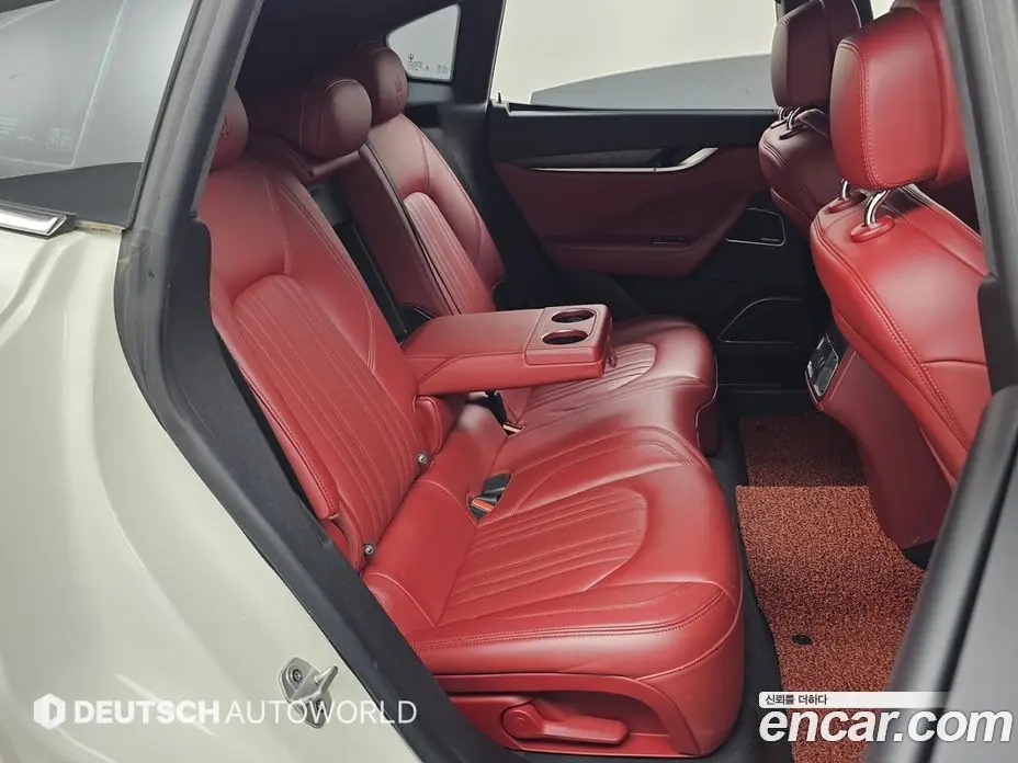 Maserati Levante 2017 3.0 автомат (гидро), фото 12 Maserati Levante 2017 3.0 автомат (гидро), фото 12