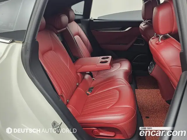 Maserati Levante 2017 3.0 автомат (гидро), миниатюра 12