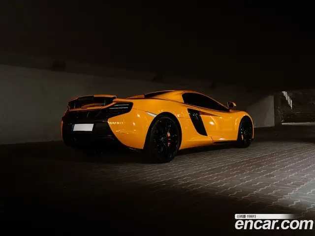 McLaren 650S 2015 3.8 автомат (гидро), миниатюра 6