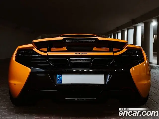 McLaren 650S 2015 3.8 автомат (гидро), миниатюра 7