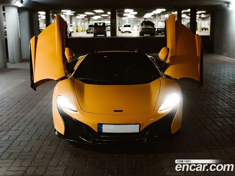 McLaren 650S 2015 3.8 автомат (гидро), фото 8