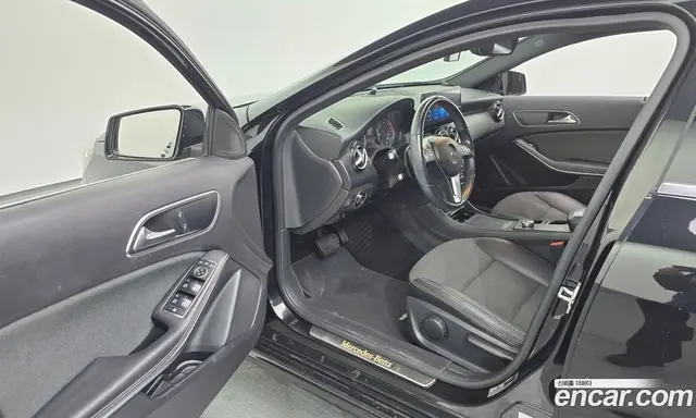 Mercedes-Benz A-Class 2013 1.8 гидро, миниатюра 10 Mercedes-Benz A-Class 2013 1.8 гидро, миниатюра 10