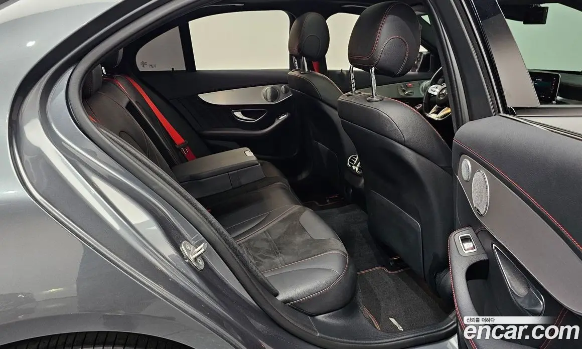 Mercedes-Benz C-Class 2019 3.0 гидро, фото 17 Mercedes-Benz C-Class 2019 3.0 гидро, фото 17