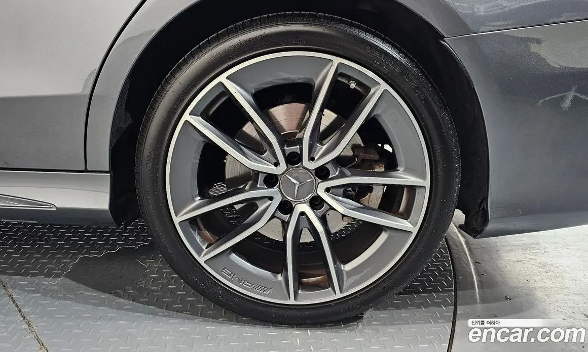 Mercedes-Benz C-Class 2019 3.0 гидро, фото 7 Mercedes-Benz C-Class 2019 3.0 гидро, фото 7