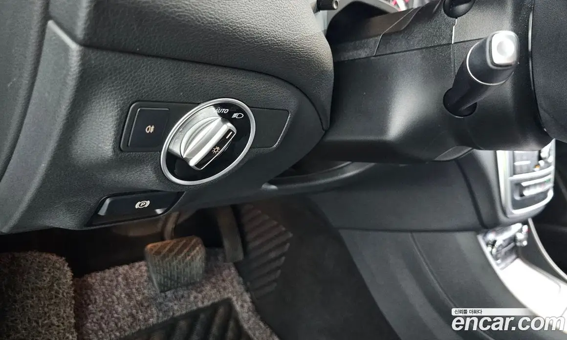 Mercedes-Benz CLA-Class 2016 2.1 гидро, фото 19 Mercedes-Benz CLA-Class 2016 2.1 гидро, фото 19