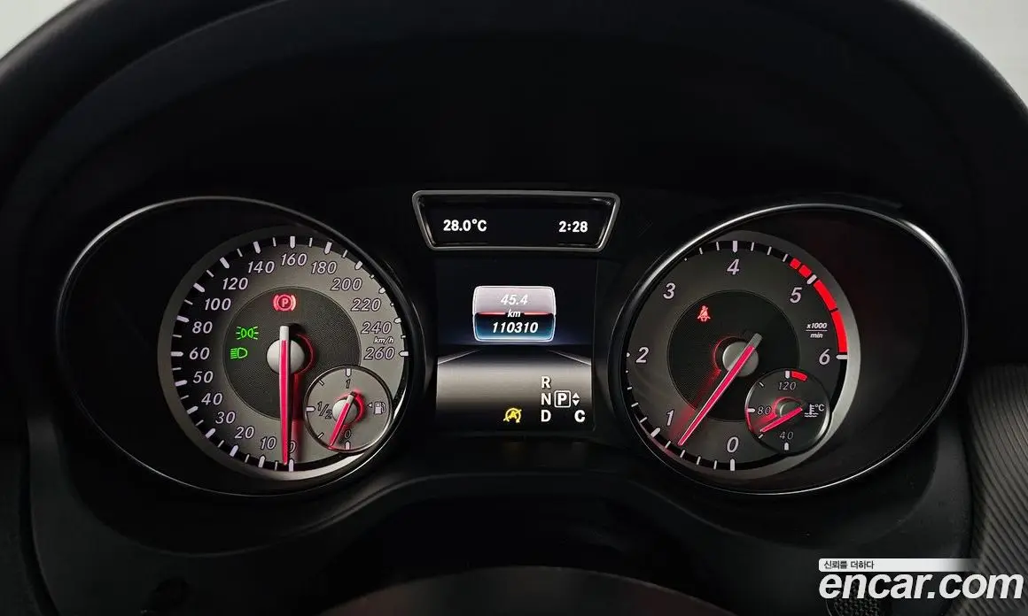 Mercedes-Benz CLA-Class 2016 2.1 гидро, фото 8 Mercedes-Benz CLA-Class 2016 2.1 гидро, фото 8