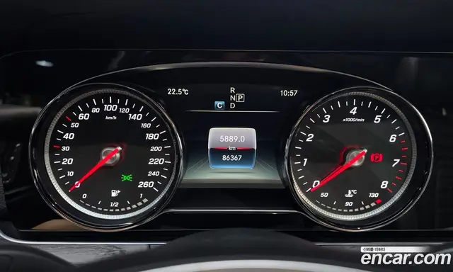 Mercedes-Benz E-Class 2017 2.0 гидро, миниатюра 11 Mercedes-Benz E-Class 2017 2.0 гидро, миниатюра 11
