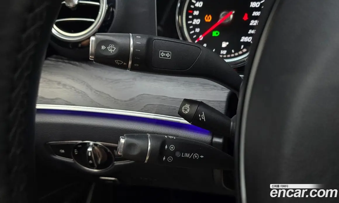 Mercedes-Benz E-Class 2017 2.0 гидро, фото 20 Mercedes-Benz E-Class 2017 2.0 гидро, фото 20