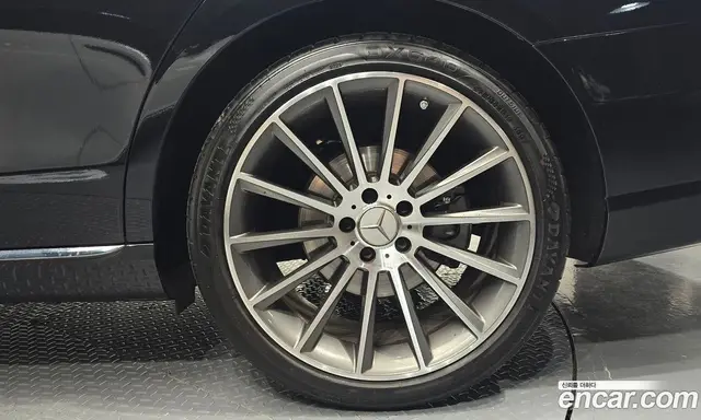 Mercedes-Benz E-Class 2017 2.0 гидро, миниатюра 7 Mercedes-Benz E-Class 2017 2.0 гидро, миниатюра 7