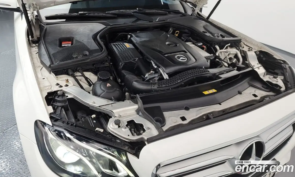 Mercedes-Benz E-Class 2018 2.0 автомат (гидро), фото 6