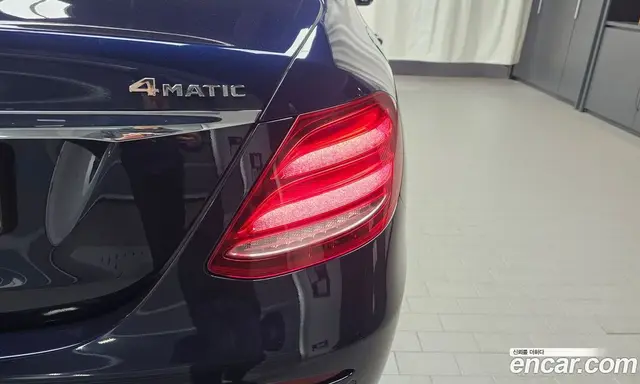 Mercedes-Benz E-Class 2019 2.0 гидро, миниатюра 9