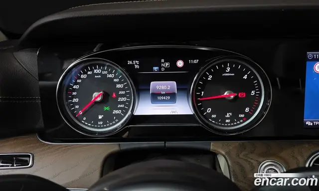 Mercedes-Benz E-Class 2020 1.9 гидро, миниатюра 11 Mercedes-Benz E-Class 2020 1.9 гидро, миниатюра 11