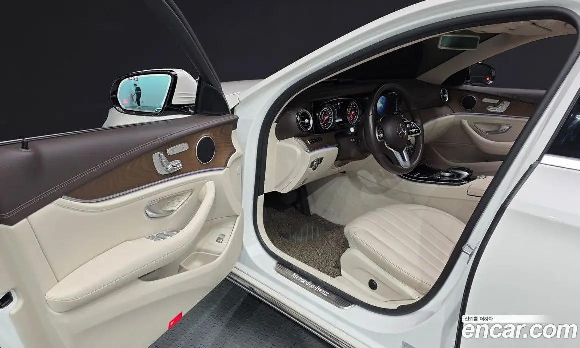 Mercedes-Benz E-Class 2020 1.9 гидро, фото 13 Mercedes-Benz E-Class 2020 1.9 гидро, фото 13
