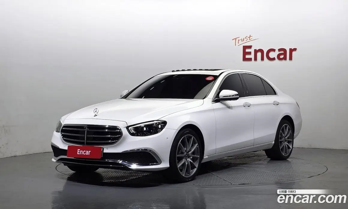 Mercedes-Benz E-Class 2022 2.0 гидро, фото 1 Mercedes-Benz E-Class 2022 2.0 гидро, фото 1