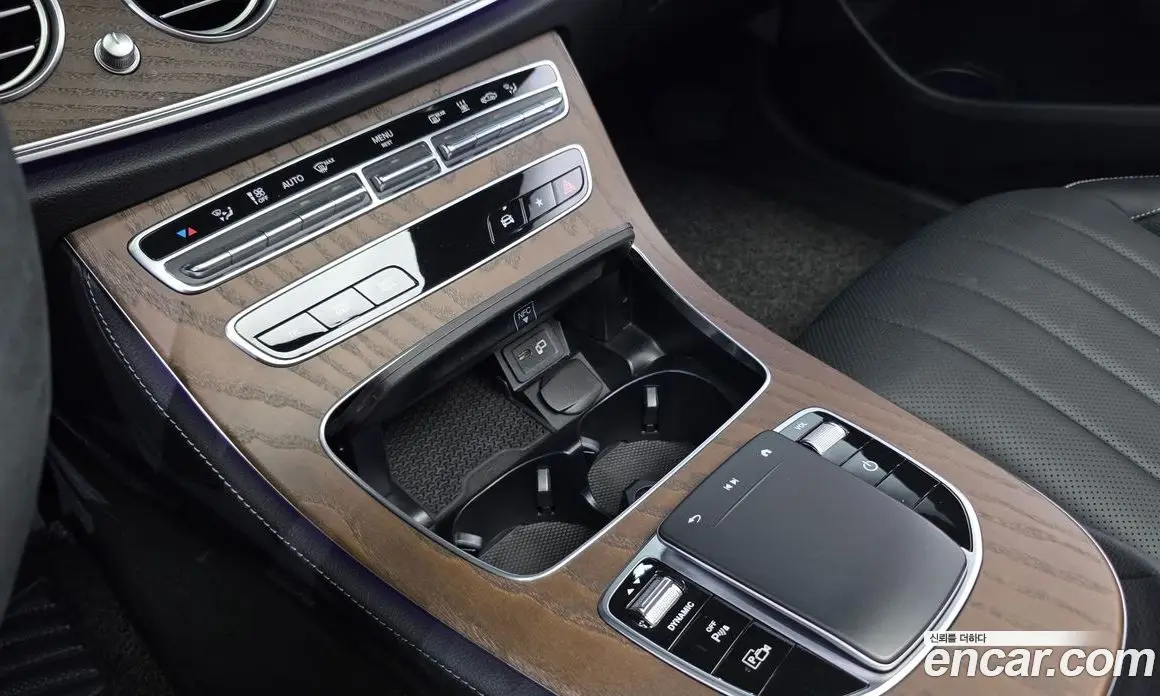 Mercedes-Benz E-Class 2022 2.0 гидро, фото 24 Mercedes-Benz E-Class 2022 2.0 гидро, фото 24