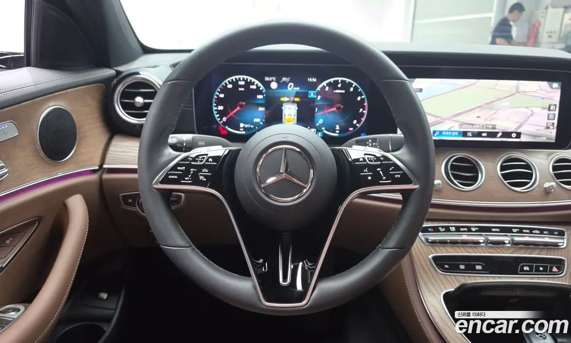 Mercedes-Benz E-Class 2022 2.0 гидро, фото 14