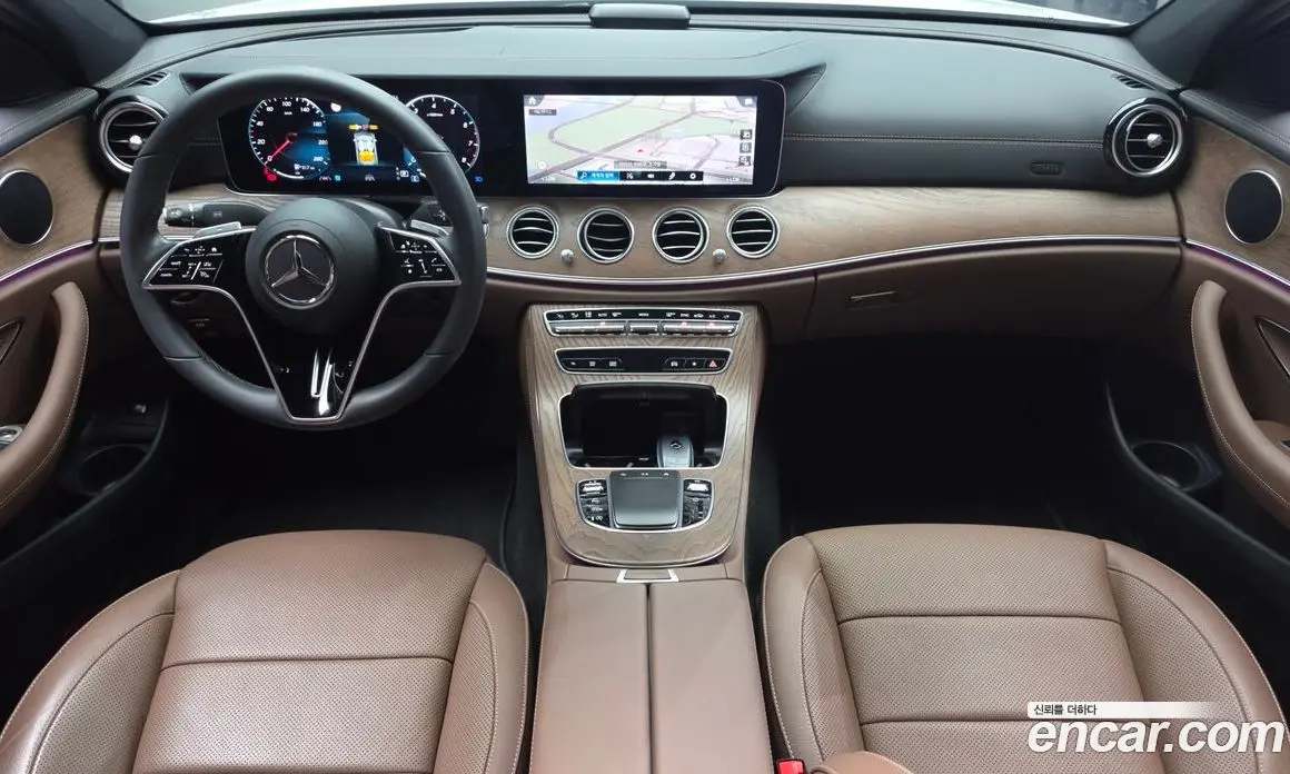 Mercedes-Benz E-Class 2022 2.0 гидро, фото 7