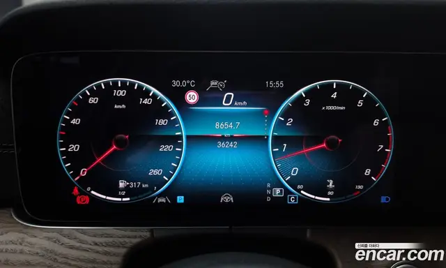 Mercedes-Benz E-Class 2022 2.0 гидро, миниатюра 8