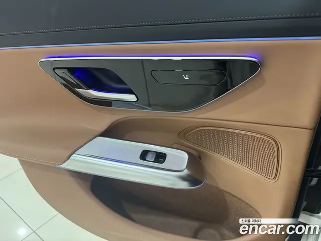 Mercedes-Benz E-Class 2024 2.0 гидро, миниатюра 12
