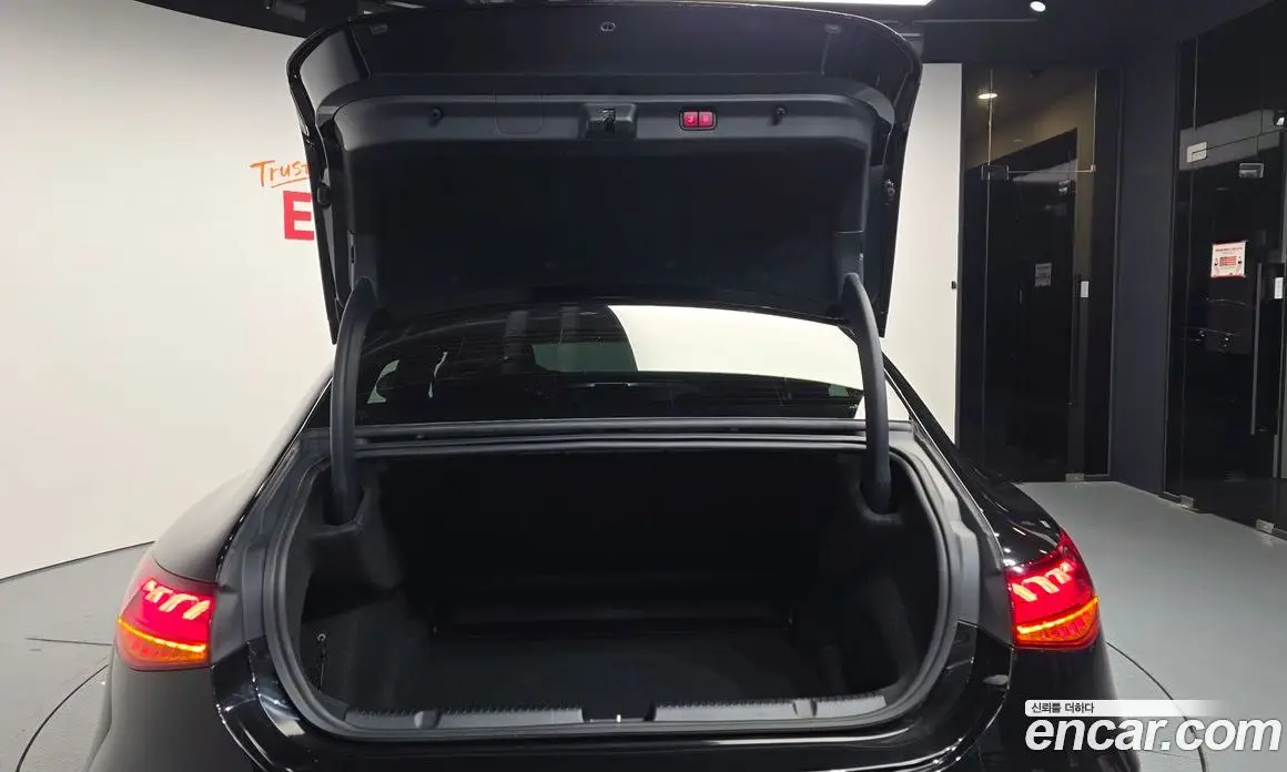 Mercedes-Benz EQE 2023 0.3 гидро, фото 26