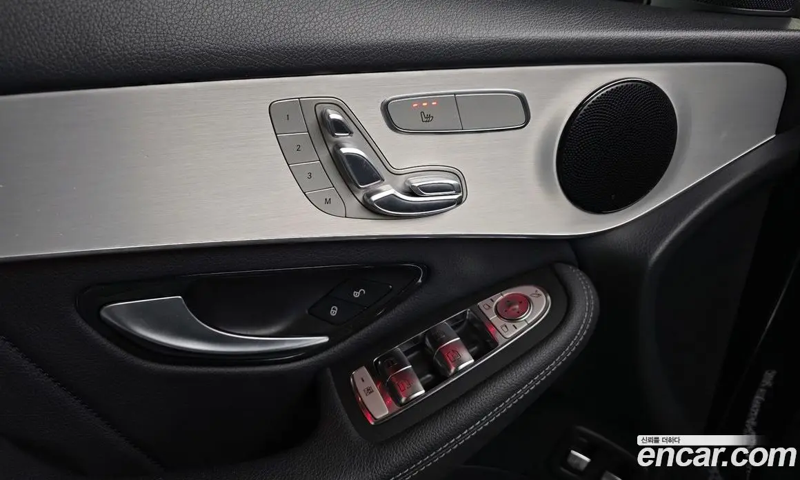 Mercedes-Benz GLC-Class 2020 2.0 гидро, фото 25