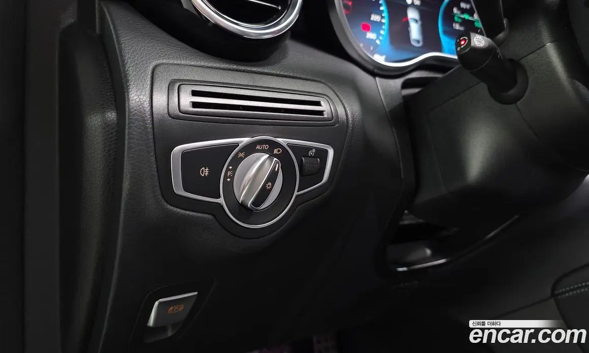 Mercedes-Benz GLC-Class 2020 2.0 гидро, фото 30