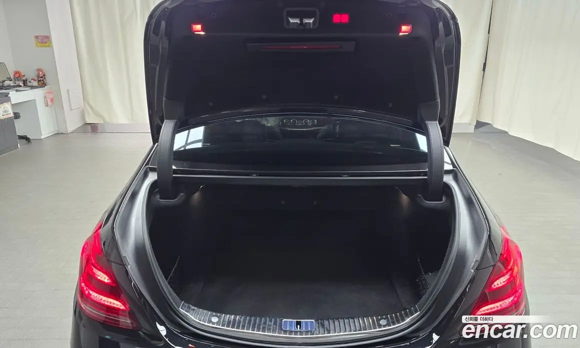 Mercedes-Benz S-Class 2020 4.0 гидро, фото 20 Mercedes-Benz S-Class 2020 4.0 гидро, фото 20
