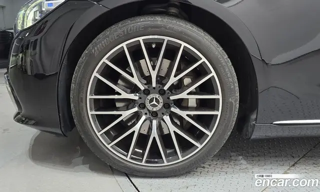 Mercedes-Benz S-Class 2024 4.0 гидро, миниатюра 5 Mercedes-Benz S-Class 2024 4.0 гидро, миниатюра 5
