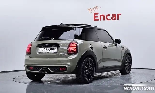 Mini Cooper 2018 2.0 автомат (гидро), миниатюра 2
