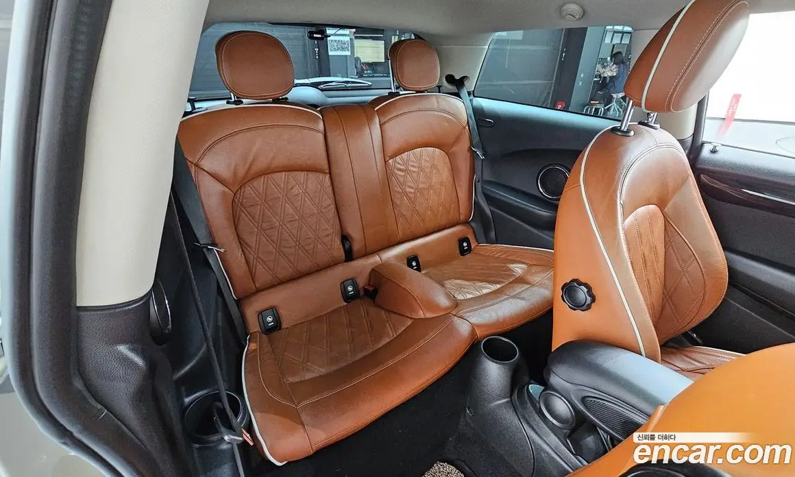 Mini Cooper 2018 2.0 автомат (гидро), фото 17