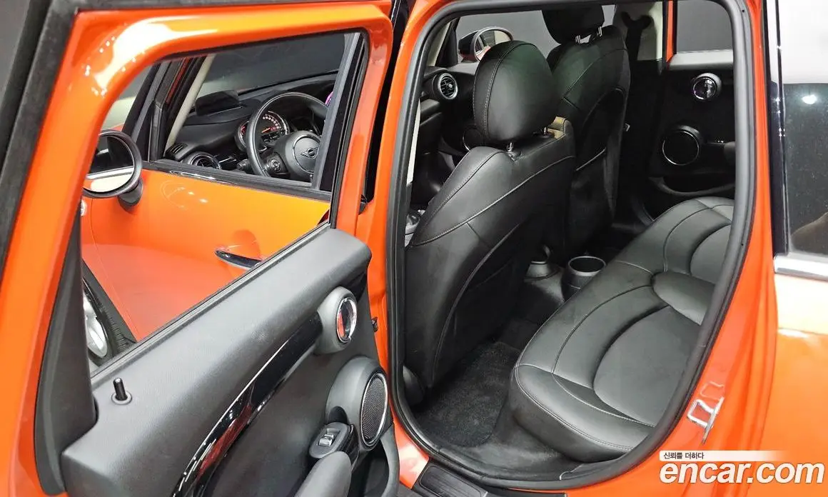 Mini Cooper 2020 1.5 автомат (гидро), фото 16